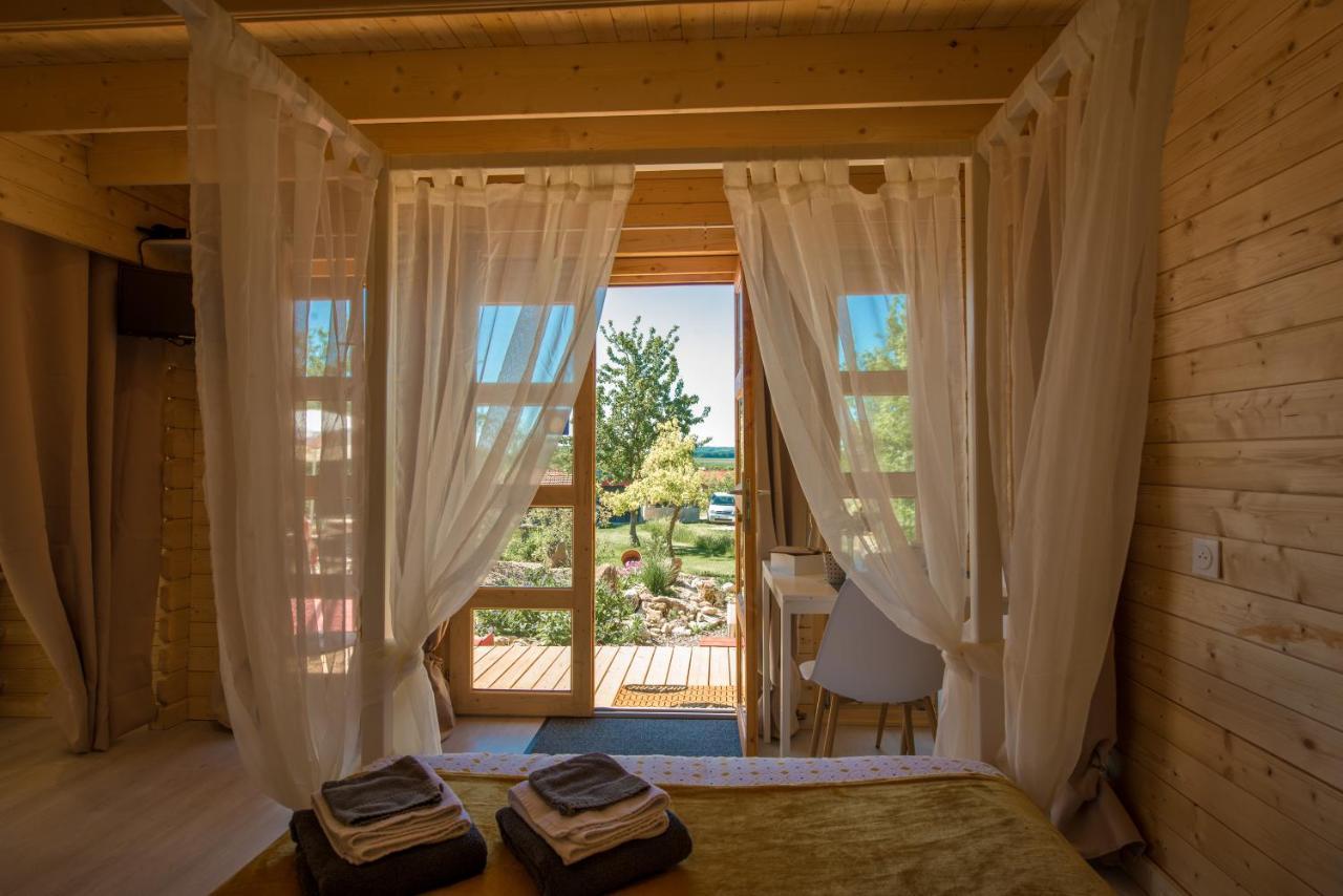 Le Petit Flo Hotel Flocourt Buitenkant foto
